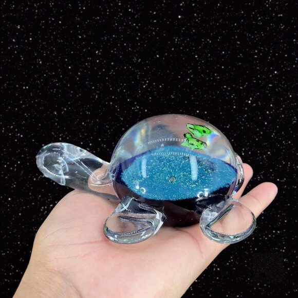 Art Glass Turtle Paperweight Figurine Thick Heavy Glass Turtle W Green Frogs - Picture 13 of 13
